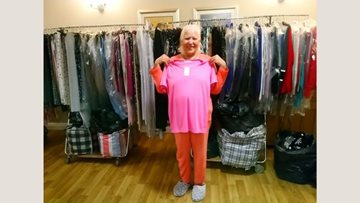 Aston House Residents visited by Gemini Fashions mobile shop